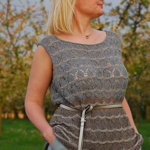 Knitting instructions summer top with lace pattern, top