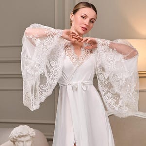 Braut Hausmantel lang, Morgenmantel Spitze, Kimono mit Schleppe, Morgenmantel Spitze, Morgenmantel Spitze, Brautdessous