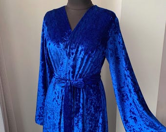 Bata de terciopelo azul: Kimono largo hasta el suelo, tallas grandes.