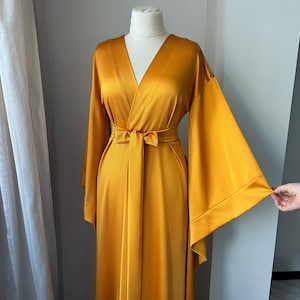 Peignoir au sol, peignoir en soie, peignoir à manches larges, robe de chambre, peignoir long en satin, kimono de mariée, peignoir pour femme, robes de demoiselle d&#39;honneur