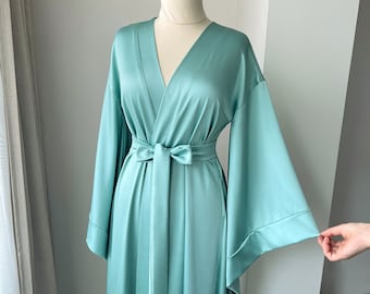 Long silk bridal kimono robe: Handmade green dressing gown