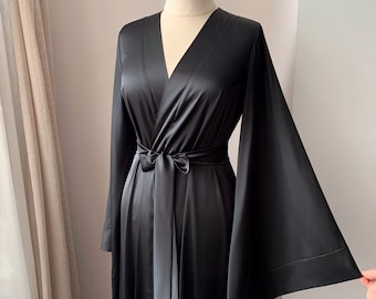 Black bridal robe, Long kimono robe, Floor length robe, Black silk robe, Maxi bridal robe, Wedding robe, Long black robe, Gift for her