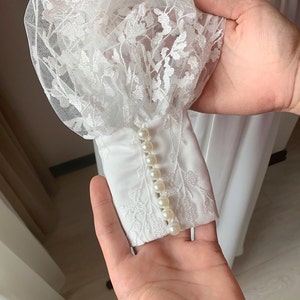 Bata de novia con puños y mangas de encaje, bata de boda con perlas, bata de novia imagen 2