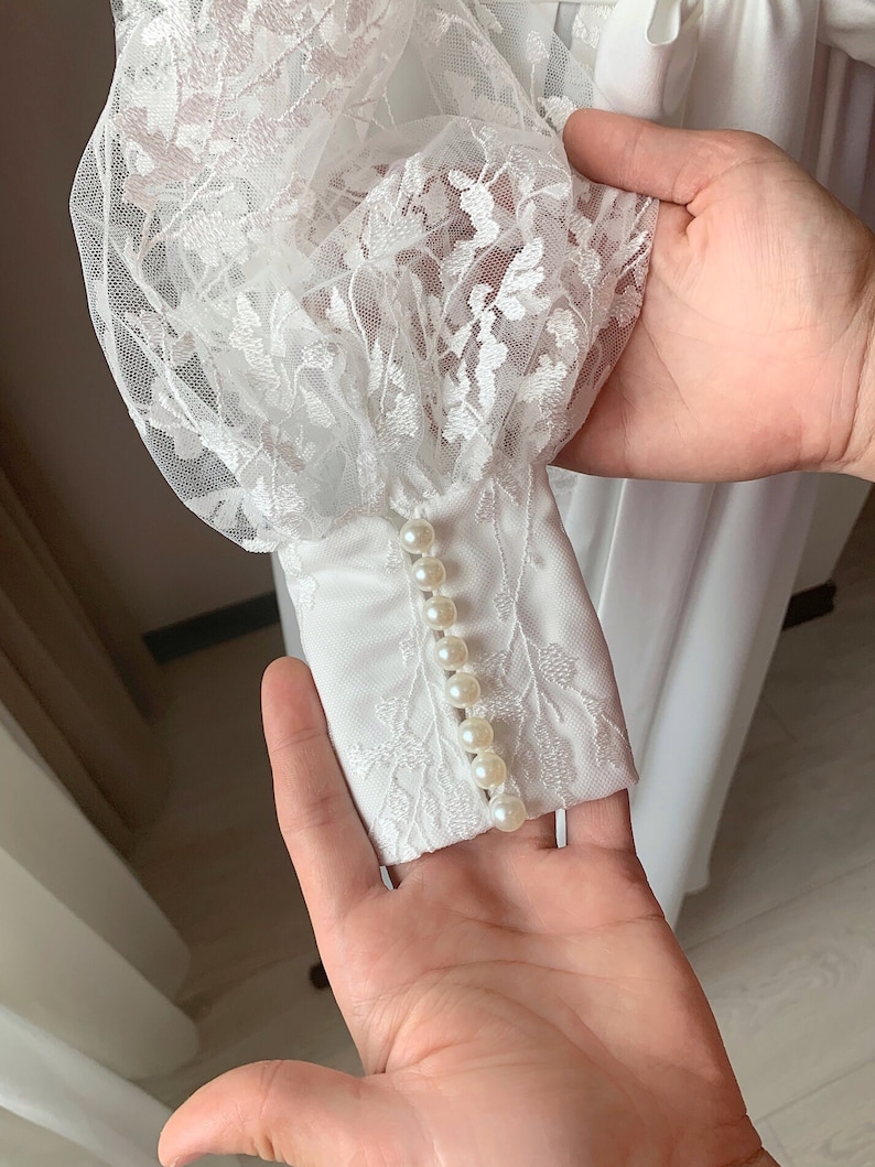 Bata de novia con puños y mangas de encaje, bata de boda con perlas, bata de novia imagen 2