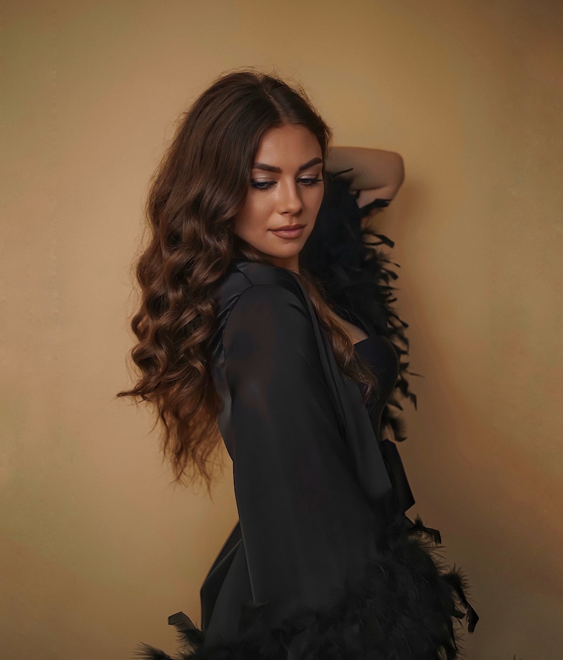 Feather robe  black