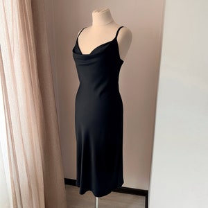 Chemise de nuit noire longue, chemise de nuit en soie, chemise de nuit lune de miel, nuisette en satin, robe nuisette à col montant, nuit de noces, lingerie de mariée