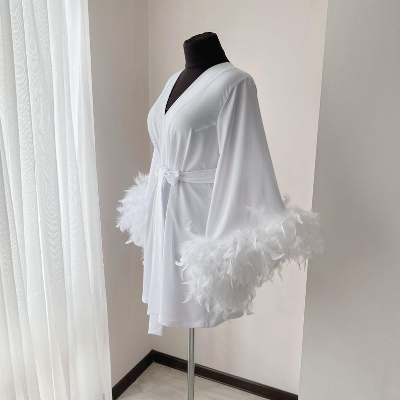 Dramatic Feather Robe White Feather Robe, Bridal Robe With Feathers, Wedding Day, Bride Robe ...