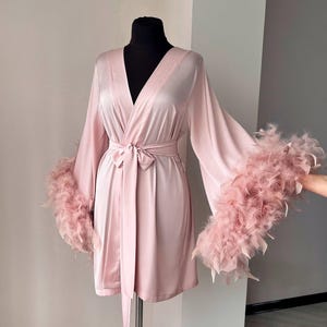 Black feather robe, feather bridal robe, feather robe bridesmaid, kimono robe, feathered robe, boudoir robe, plus size robe, bridesmaid gift Pink