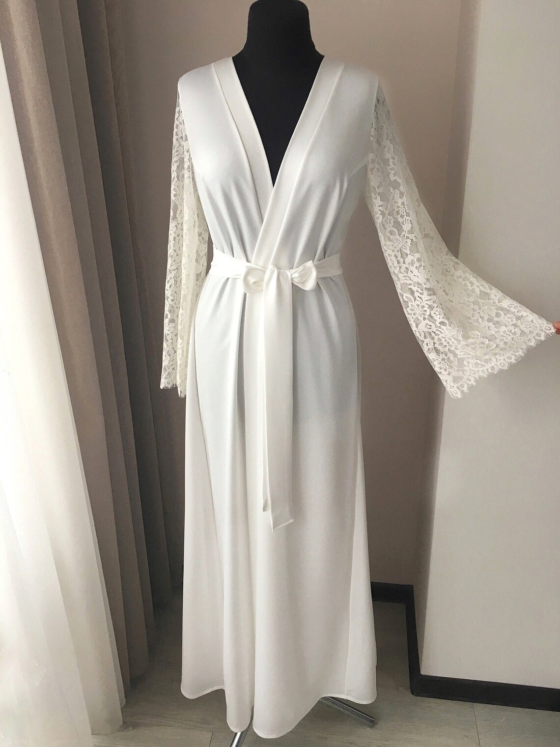 Long Bridal Robe Ivory Bridal Lace Robe Lace Back Bridal Etsy