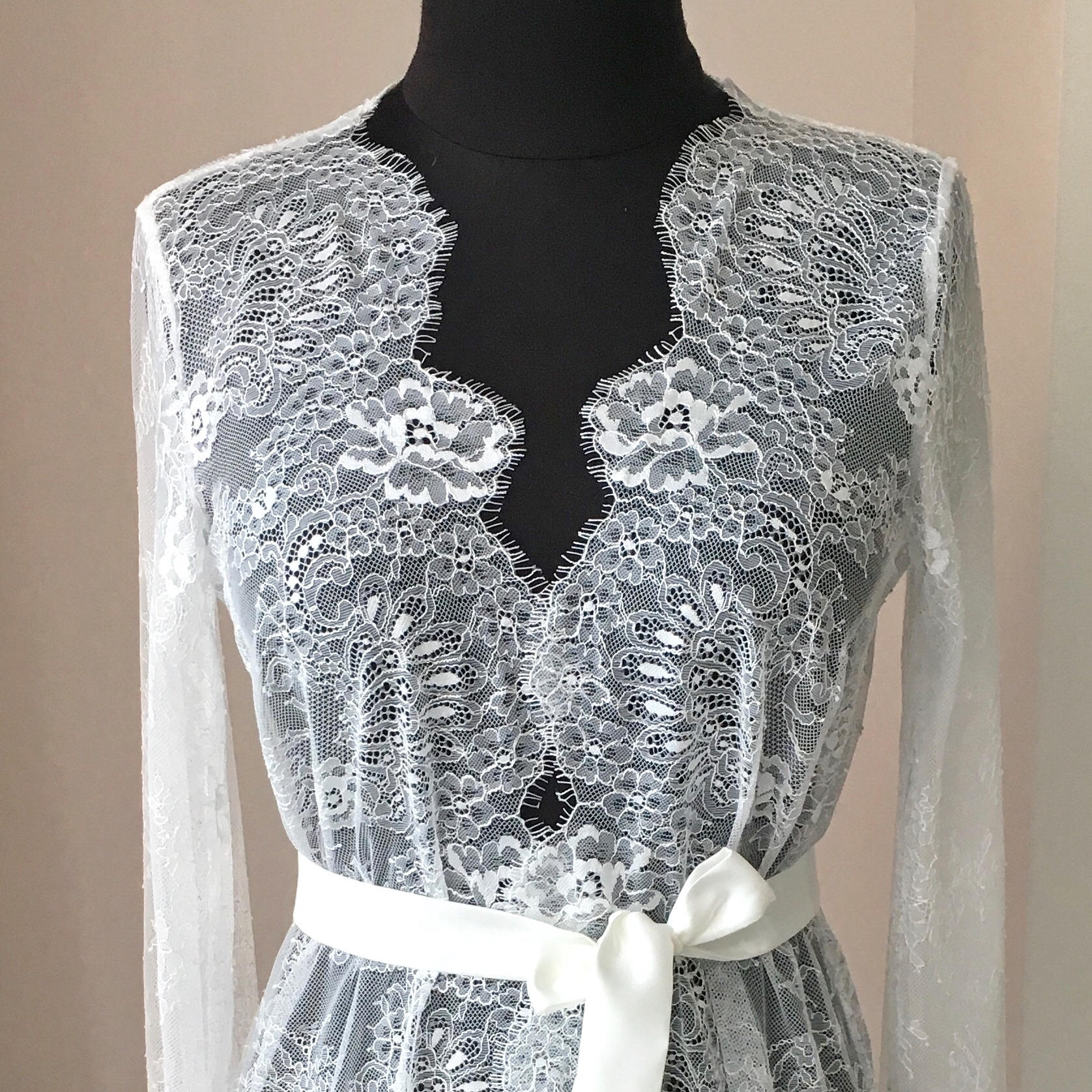 Bridal Lace Robe Chantilly Lace White Lace Robe Bride Robe Etsy