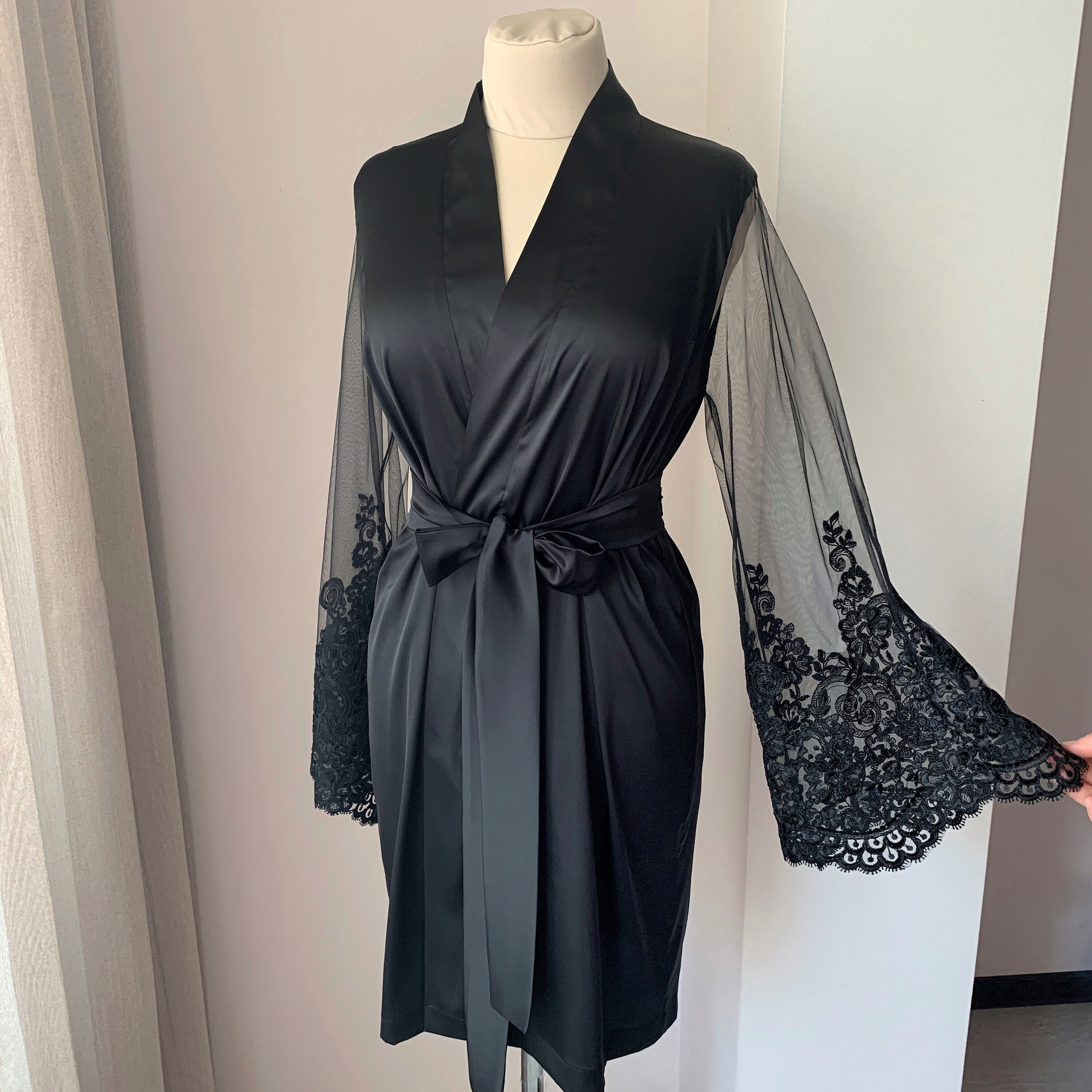 robe sleeves