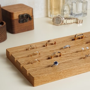 Personalized Oak Ring Display Stand: Jewelry Organizer & Business Card Holder