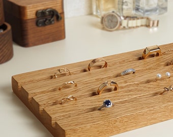 Personalized Oak Ring Display Stand: Jewelry Organizer & Business Card Holder