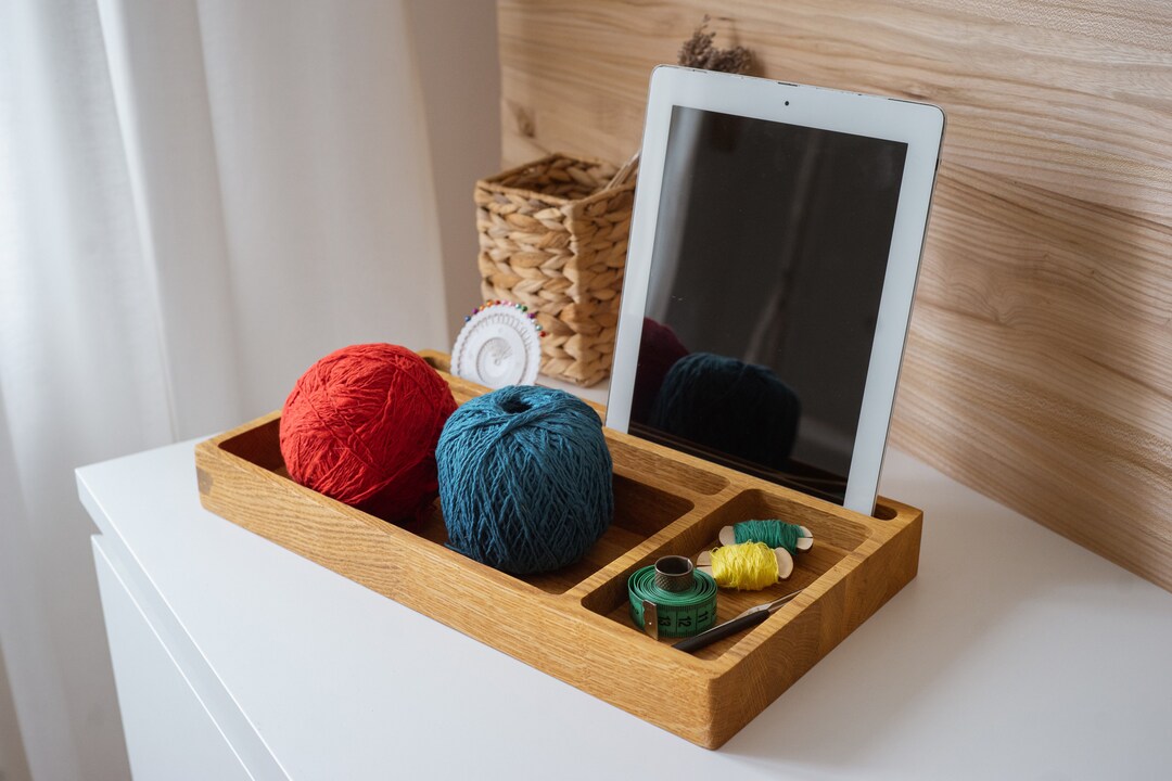 Oak Wood Sewing & Knitting Desk Organizer: Tablet Holder, Yarn Rack ...