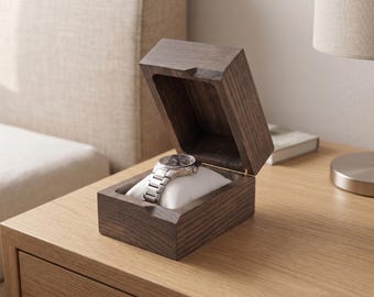 Personalized Oak Watch Box: Engraved Anniversary Gift for Husband With Cushions, 1–8 Slots