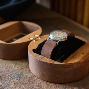 Watch Box for 1 Watch for Men and Women Solid Wood Personalized - Modern Fathers day gift - Small Jewelry Display Case - Cushion Included