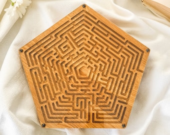 Gioco del labirinto in legno del Pentagono: puzzle del labirinto di biglie di quercia, giocattolo per sala d'attesa