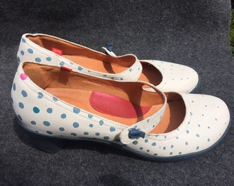 Camper 42 Medium Heel Pumps Wedding Off-White Leather Dotted Round-Toe Large Size Shoes