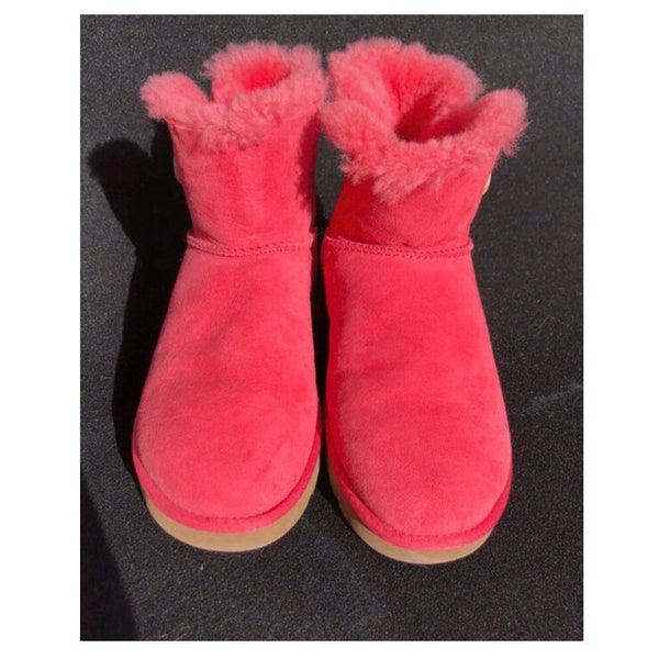 UGG 41 Bailey Button Boots Flat Warm Winter Pink Suede Shearling