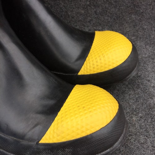 Rain Boots 41 Lined Steel Front shops Black Yellow