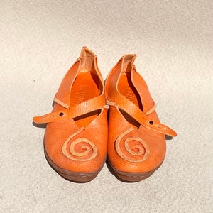 Trippen 36 Ballerinas Mary Janes Flat Orange Shoes Women Flat Summer Shoes Women Leather Application Orange Leather Bild 4