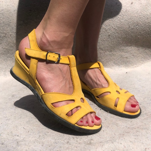 Arche 38 Medium Heel Wedge T-Strap Sandals Summer Nubuck Leather Yellow Hippie