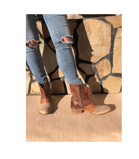 Women's patchwork hotsell cowboy boots