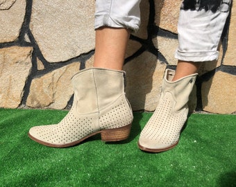 IKKS 39 Studded Cowboy Boots Suede Beige Leather Handmade Vintage