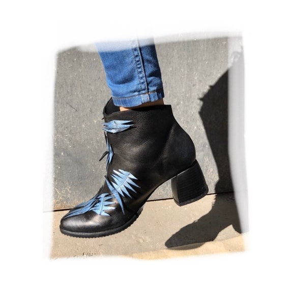 Asymmetrical Papucei Boots EU37