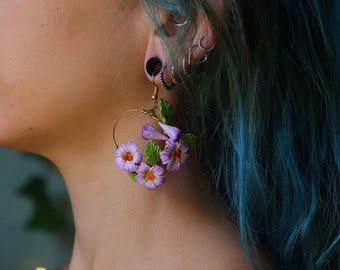 Flower hoop earrings for event, Flower hoop earrings for elegant gift, Original elegant earrings, Beautiful flower earrings for mom,