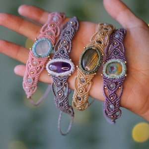 Macrame bracelet with moonstone, Macrame bracelet with Amethyst for women, Macrame bracelet with labradorite for gift, Micromacrame brazalet