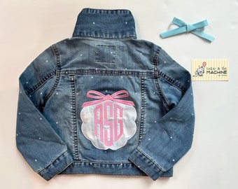 Chaqueta personalizada con lazo festoneado, chaqueta de jean para niñas, chaqueta de jean linda bordada para niños, chaqueta de jean para niños pequeños personalizada