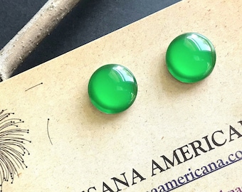 Green Stud Earrings with Glass and Stainless Steel, Simple Round Studs for Men or Women