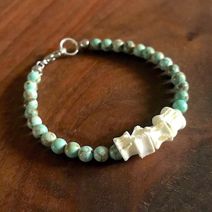 Fischgräte und Türkis Magnesit Stein, Einzigartige Armbänder, Echte Knochen, Fisch Rückenwirbel, Knochen Schmuck