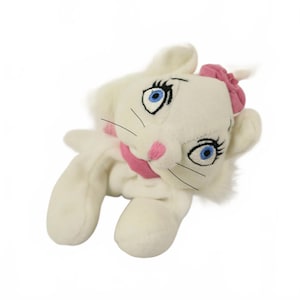 Vintage Disney Store Aristocats Marie Beanbag Toy 7&quot;