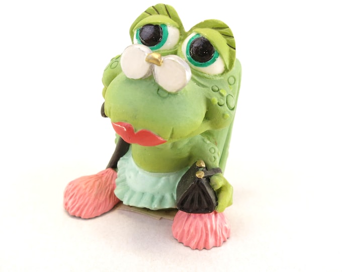 Sprogz 1994 Holland Studio Craft Golden Pond Woman Grandma Frog SG215