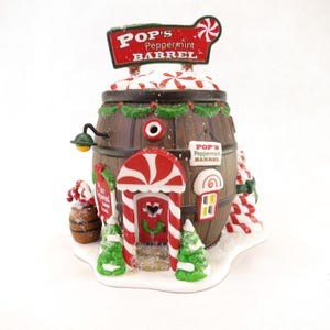 Dept 56 Pop&#39;s Peppermint Barrel 4030716 North Pole Series Lighted Village