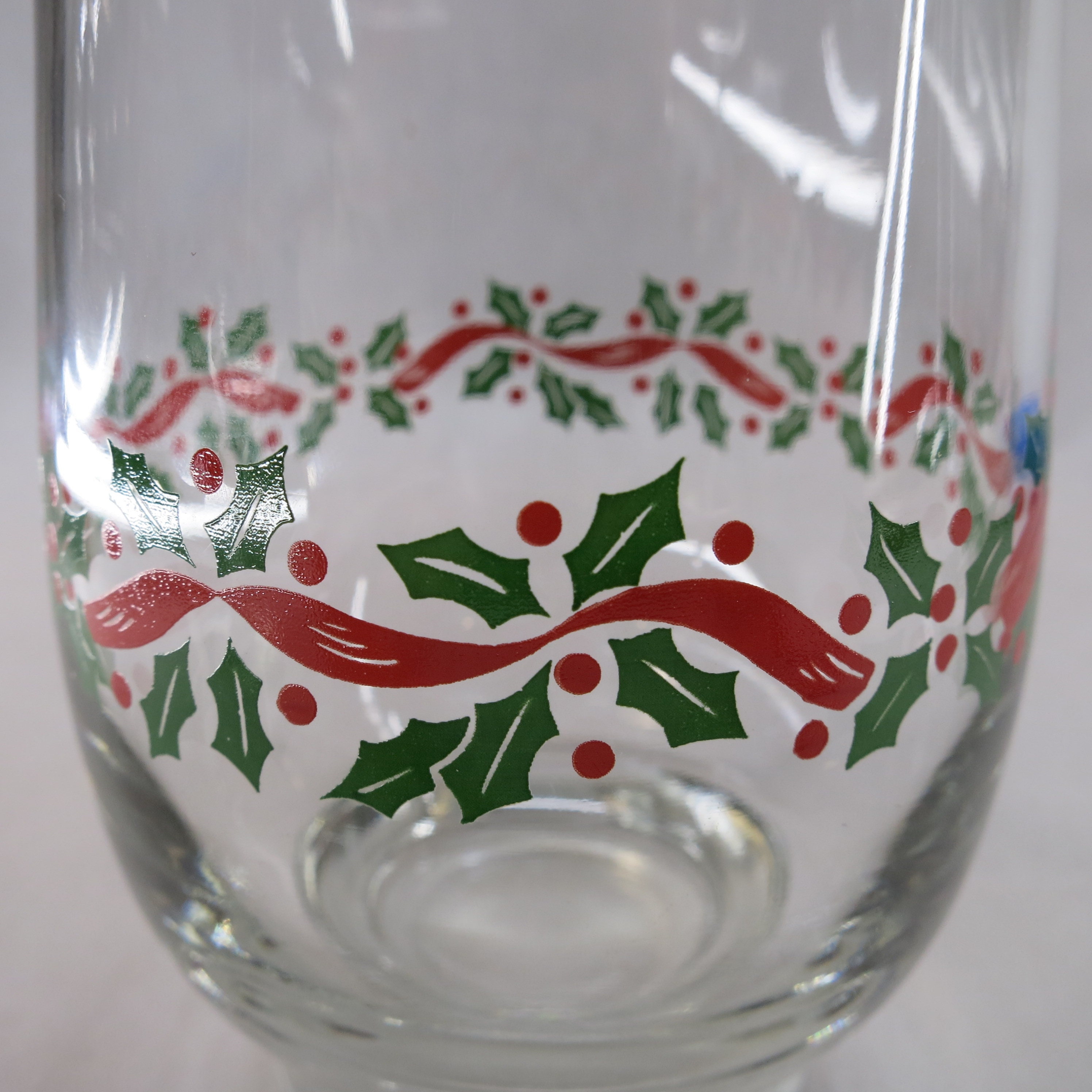 Set of 12 Vintage Christmas Glasses With Red Green Holly Band Etsy UK