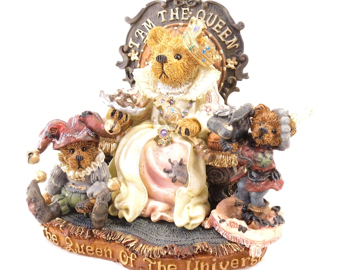 Boyd’s Bears The Bearstone Collection Elizabeth with Roaencrantz and Guilderstern…I am the Queen