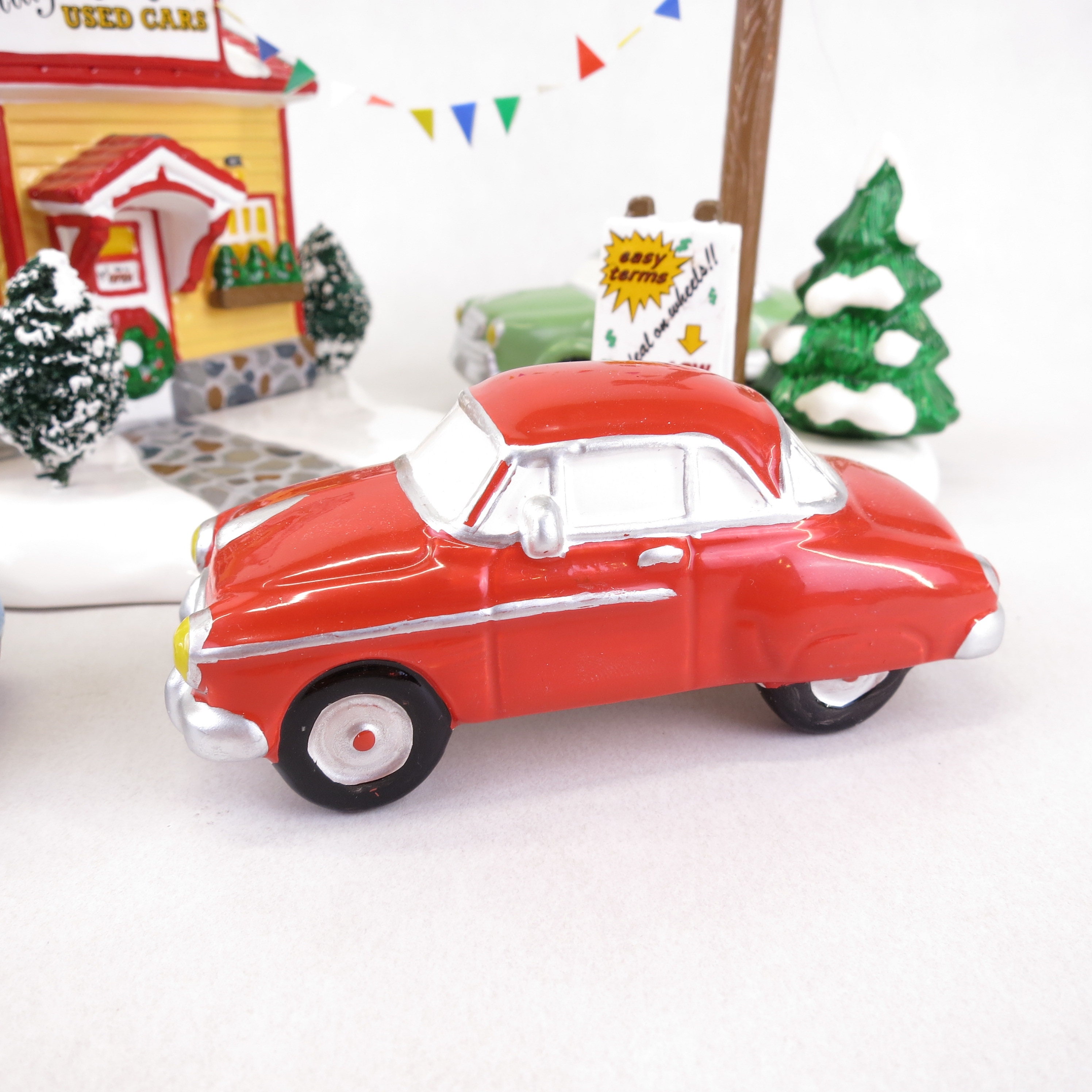 Department 56 Village Used Car Lot Set of 5 54283 Snow Village