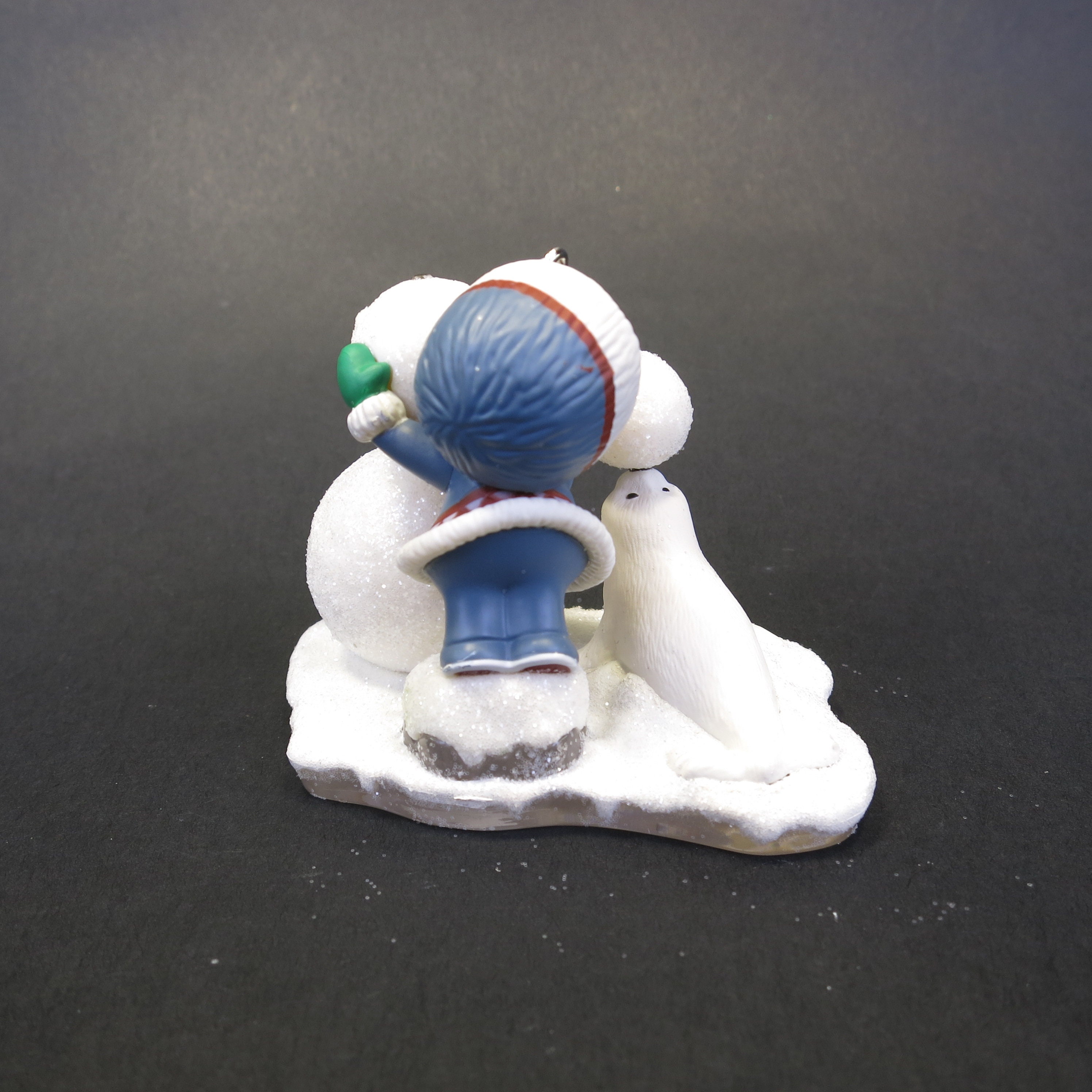 Hallmark Ornament Frosty Friends Eskimo Making Snowman 34th in Series