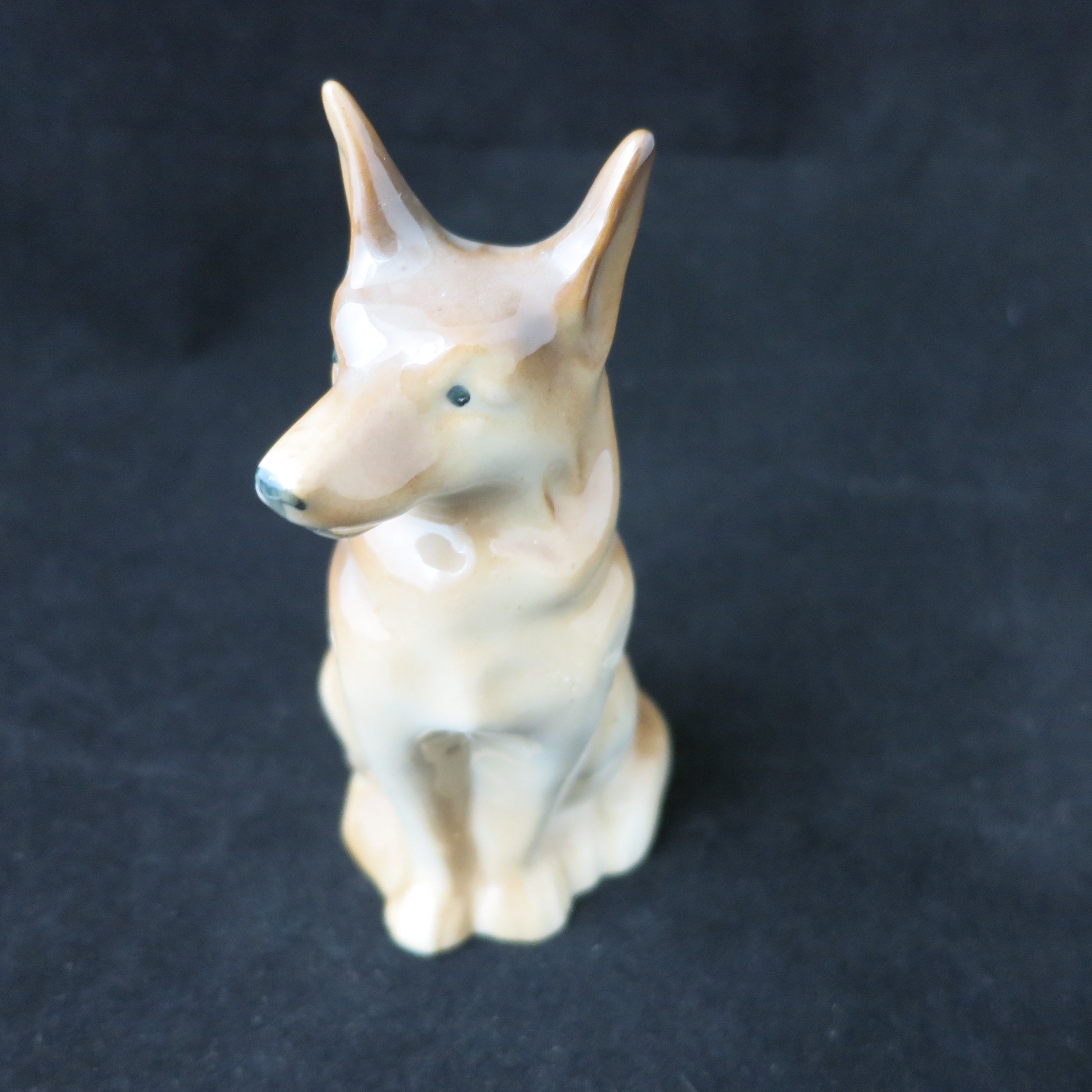 Vintage Sitting German Shepherd Figurine Kitschy Ceramic Japan