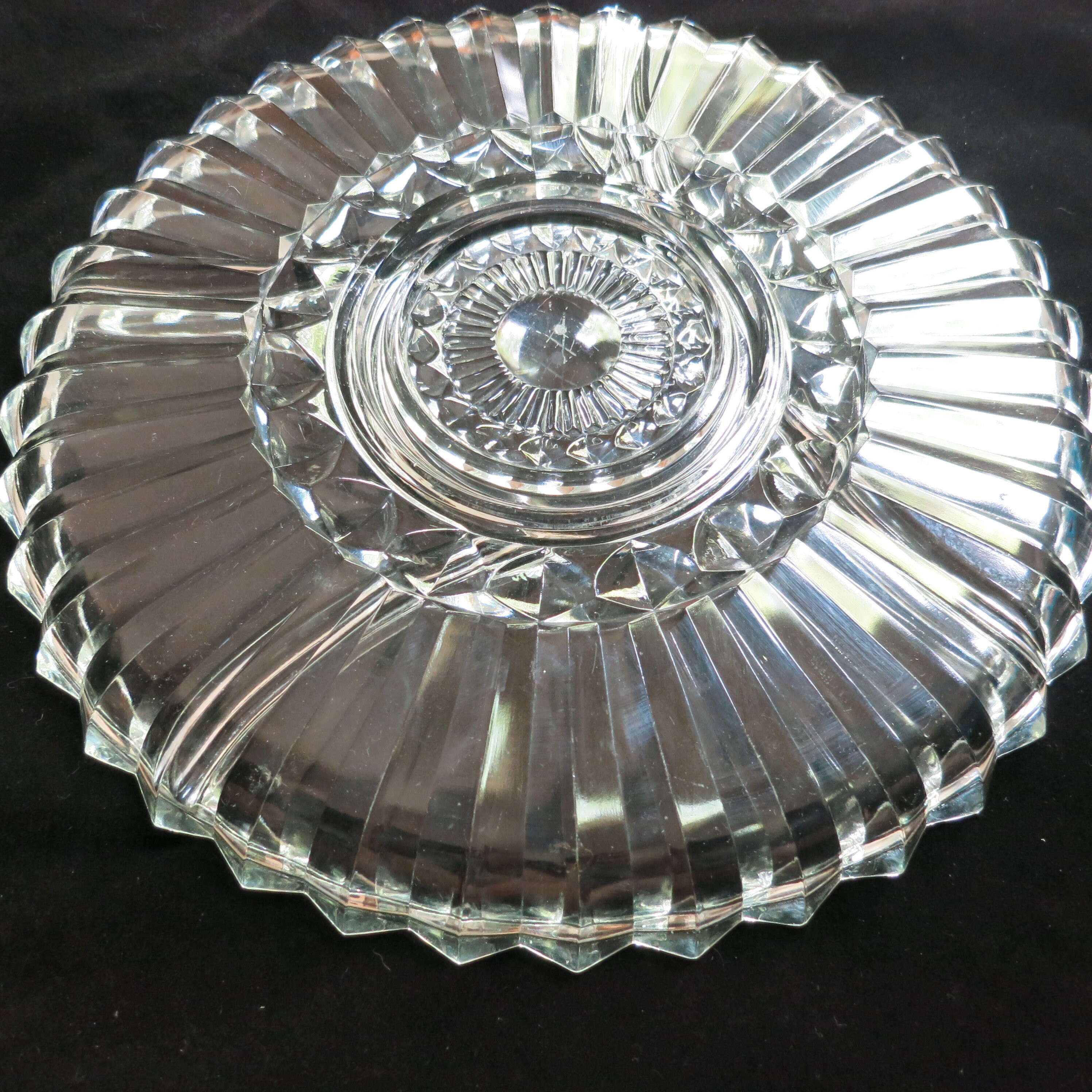 Divided Relish Tray Plate Dish 5 Sections Glass Circle Vintage Round Starburst with Scalloped Edges Divided Relish Tray Plate Dish 5 Sections Glass Circle Vintage Round Starburst with Scalloped Edges