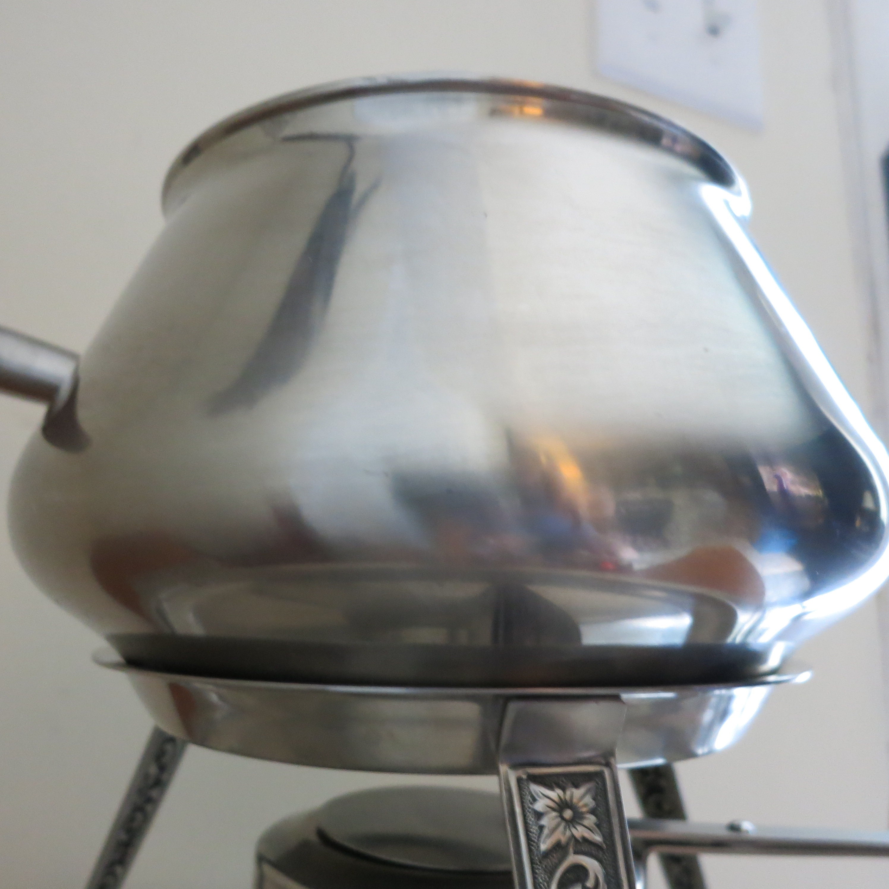 5 Piece International Silver Co Decorator Stainless 18-8 Teakwood