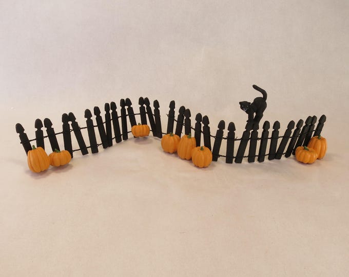 Dept 56 Village Accessories Halloween Fence Black Wooden Halloween Fence and Black Cat for Halloween Village