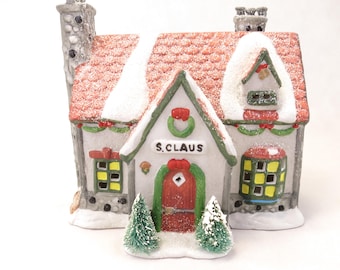 1993 Prettique Christmas Kringle Town Santa's House Lighted Village