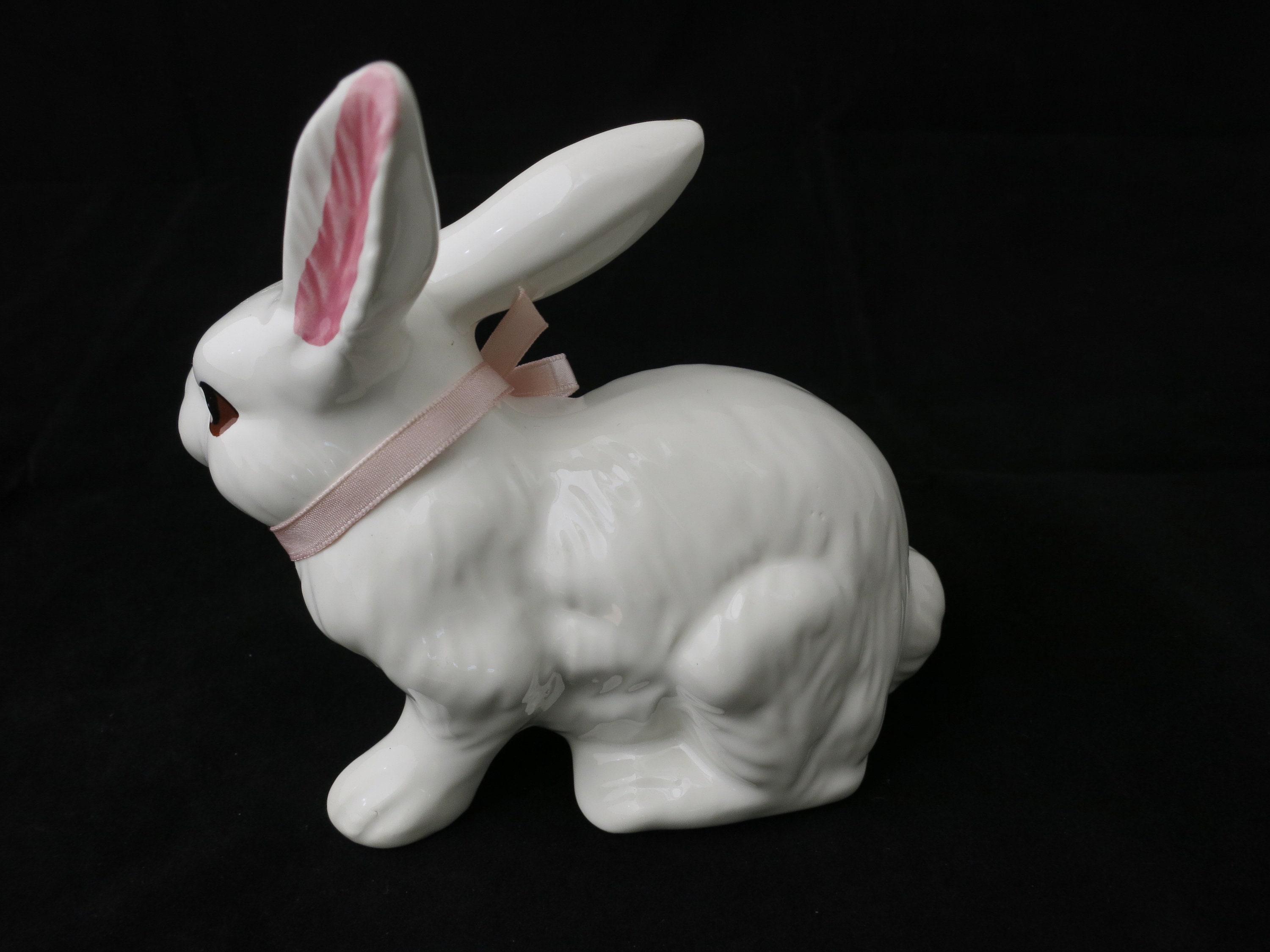 Easter Bunny Rabbit White Enesco Bunny Statue Vintage