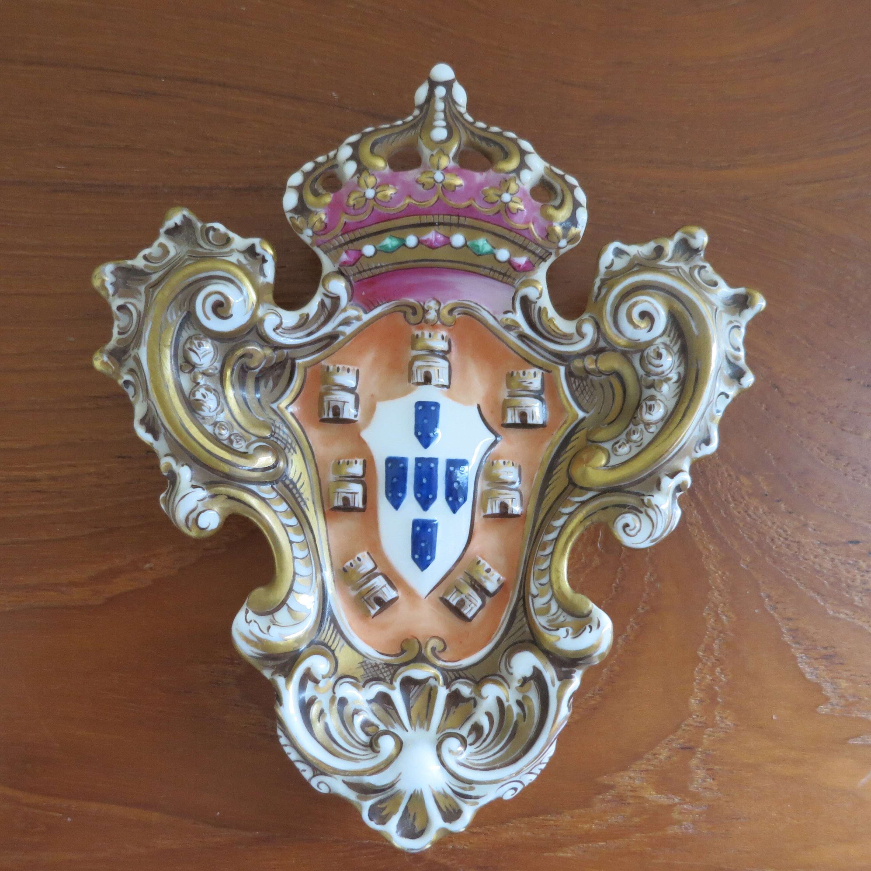 Vintage Portugal Hand Painted Pottery Crest Shaped Small Ashtray Dish