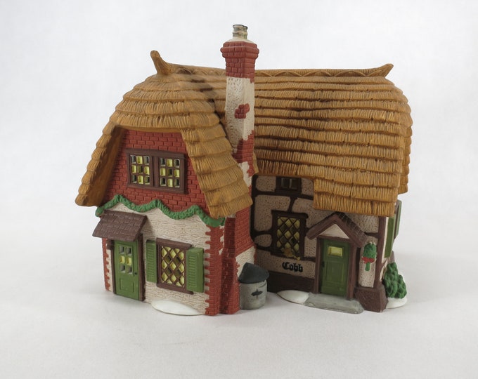 Department 56 Cobb Cottage 58246 Christmas Dickens Village, Heritage Collection