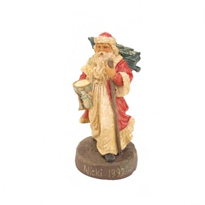 Vintage Classic Santa Claus Hand Painted 8.5&quot; Statue